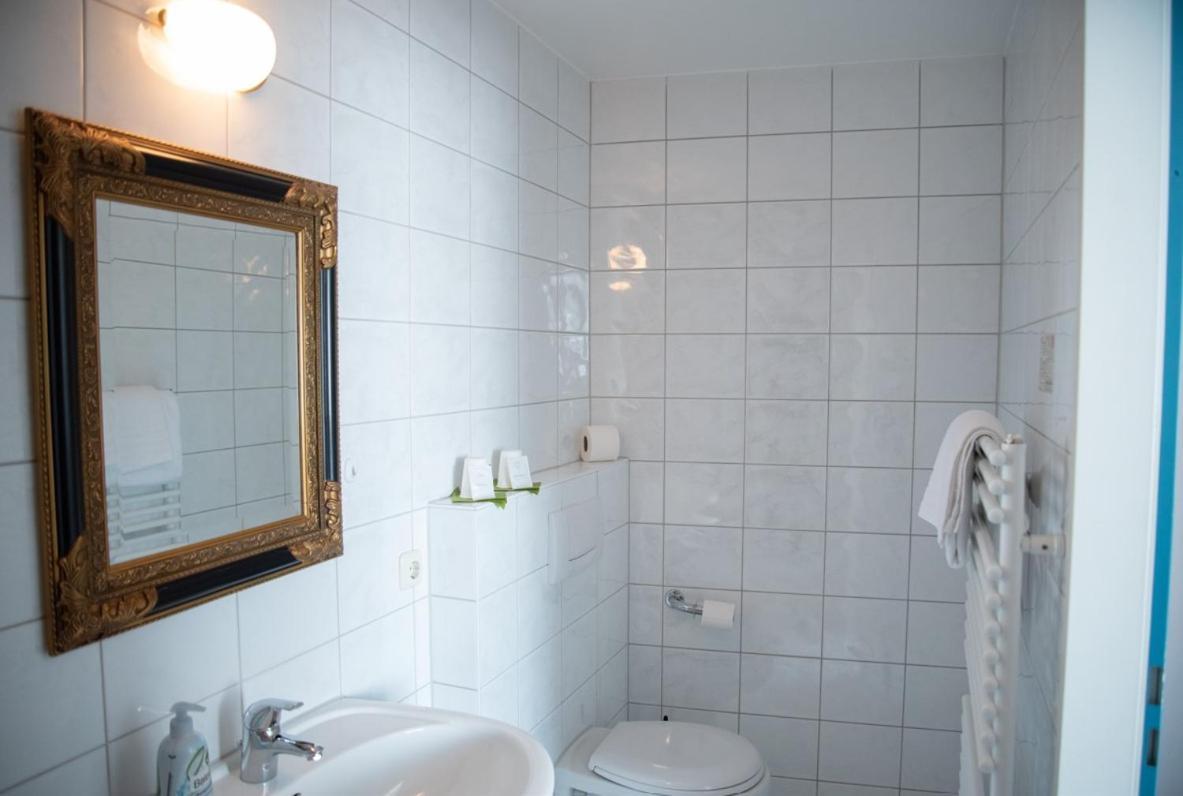 Mahlzeit - Hotel Brauhaus Weyhausen - Keramikstudio エクステリア 写真